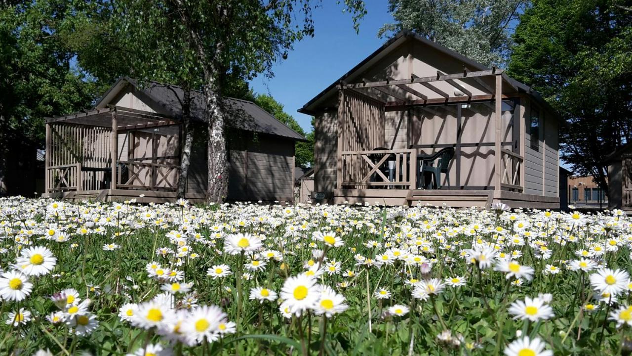 Camping Onlycamp Tours Val De Loire Saint Avertin Bagian luar foto